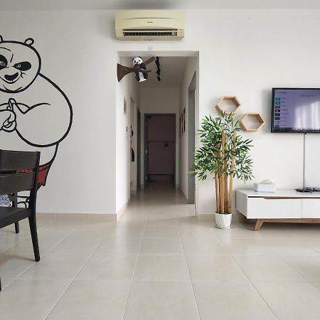 Netflix Panda House 3B2R Rimbayu Kota Kemuning With Atari Games Lejlighed Teluk Panglima Garang Eksteriør billede
